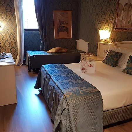 Villa Canova Tadolini Luxury And Rom
